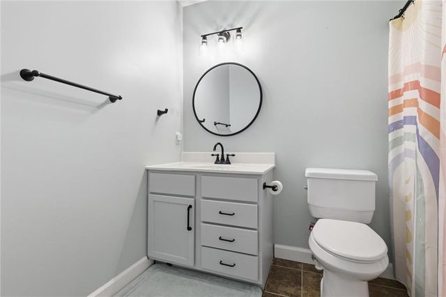 2708 E Hickory Court, Tonganoxie, KS 66086