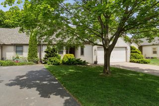 2443 Shoreham Highlands Street, St. Joseph, MI 49085