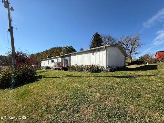 1231 Pump Springs Rd, Harrogate, TN 37752