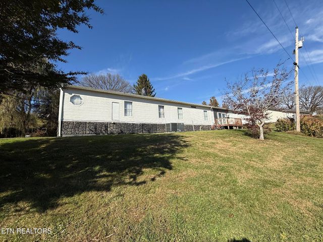 1231 Pump Springs Rd, Harrogate, TN 37752