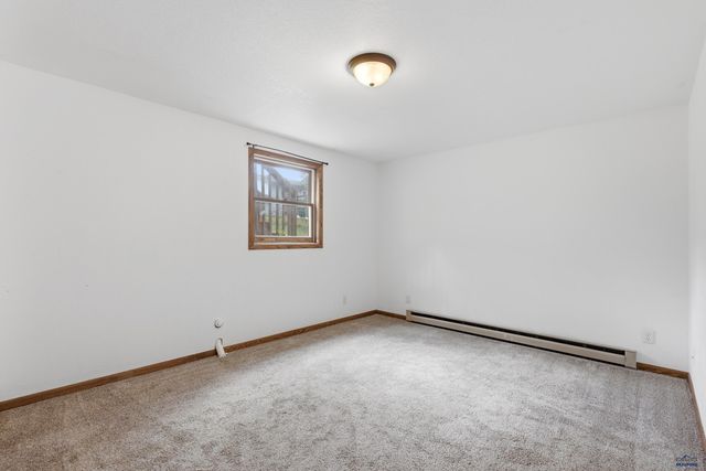 4015 OILER LN, Rapid City, SD 57701