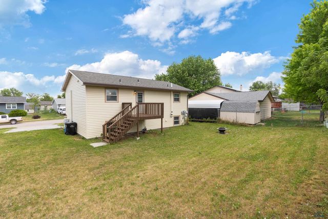 4015 OILER LN, Rapid City, SD 57701