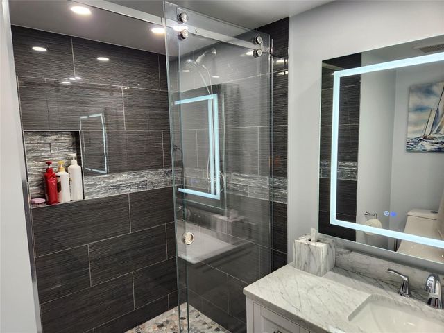 16100 Golf Club Road 301, Weston, FL 33326