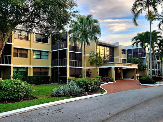 16100 Golf Club Road 301, Weston, FL 33326
