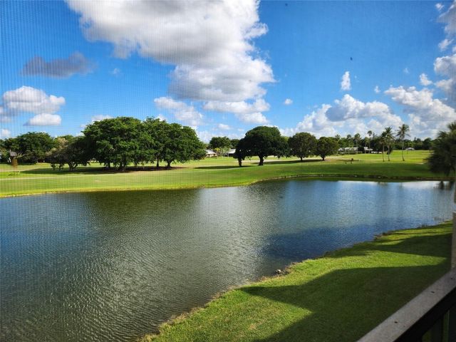 16100 Golf Club Road 301, Weston, FL 33326