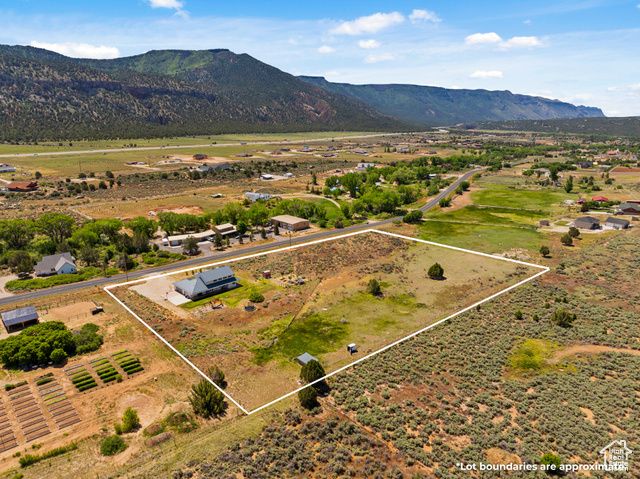 1716 S OLD HIGHWAY 91, New Harmony, UT 84757