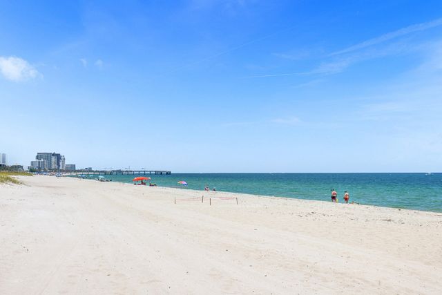 1000 S Ocean Boulevard 9J, Pompano Beach, FL 33062