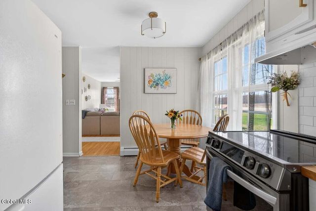 720 Mac Elroy Road, Clifton Park, NY 12019