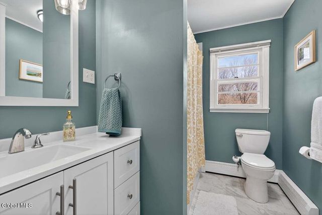 720 Mac Elroy Road, Clifton Park, NY 12019