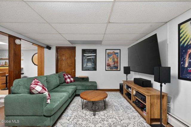 720 Mac Elroy Road, Clifton Park, NY 12019