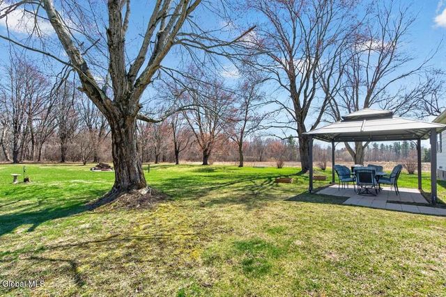 720 Mac Elroy Road, Clifton Park, NY 12019