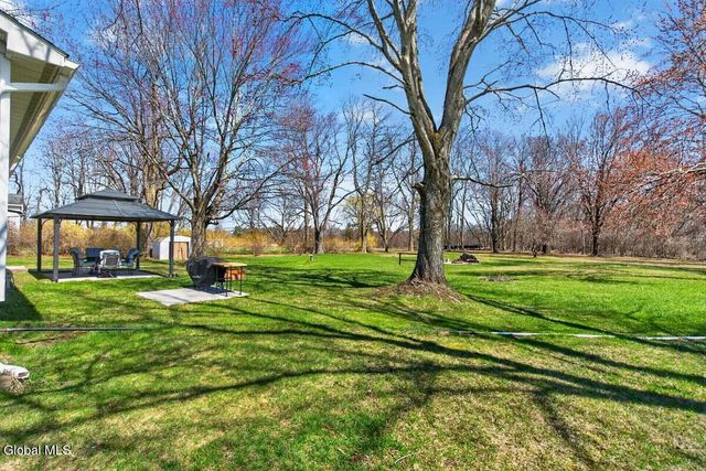 720 Mac Elroy Road, Clifton Park, NY 12019