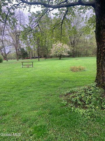 720 Mac Elroy Road, Clifton Park, NY 12019