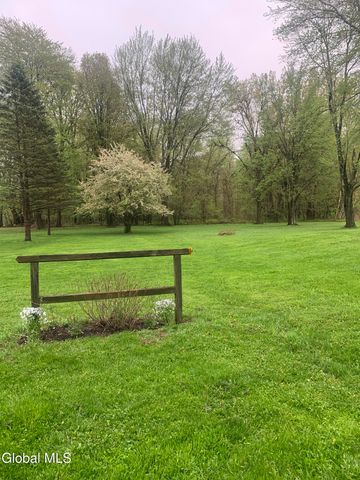 720 Mac Elroy Road, Clifton Park, NY 12019