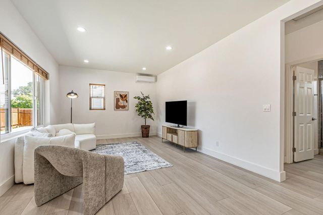 371 Menker Avenue, San Jose, CA 95128