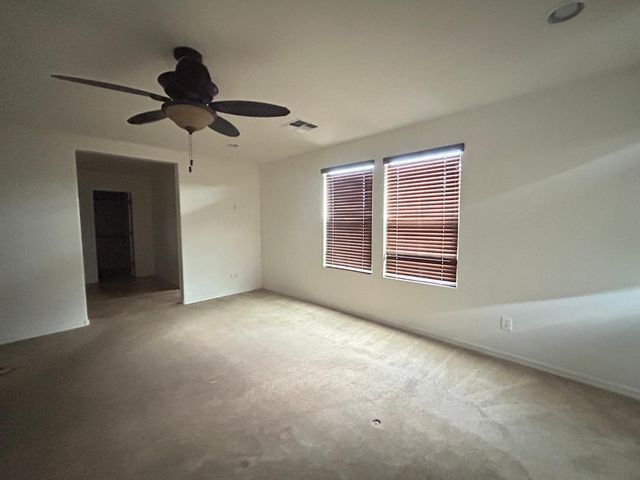 5537 W Desert Hollow Drive, Phoenix, AZ 85083