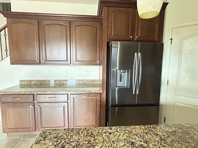 5537 W Desert Hollow Drive, Phoenix, AZ 85083