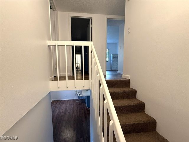 1406 Park Shore CIR 3, Fort Myers, FL 33901