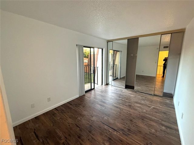 1406 Park Shore CIR 3, Fort Myers, FL 33901