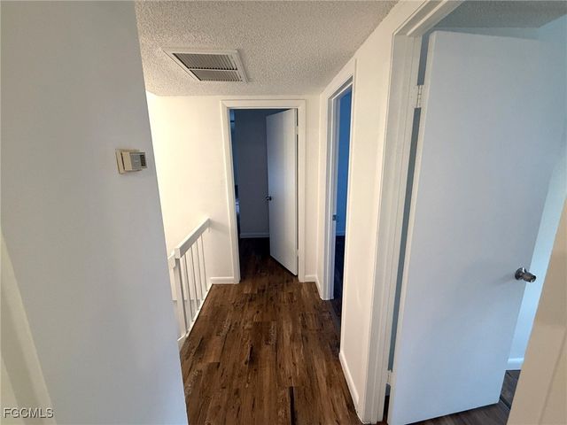 1406 Park Shore CIR 3, Fort Myers, FL 33901