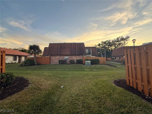 1406 Park Shore CIR 3, Fort Myers, FL 33901