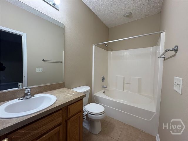 37 Ross Way, Richmond Hill, GA 31324