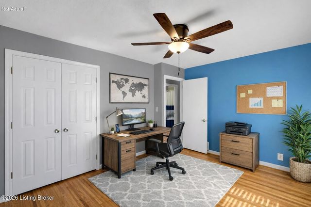 3213 Cabinwood Dr, Louisville, KY 40220