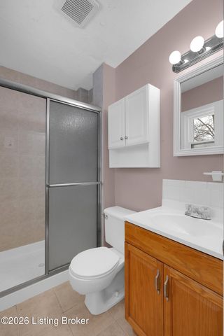 3213 Cabinwood Dr, Louisville, KY 40220