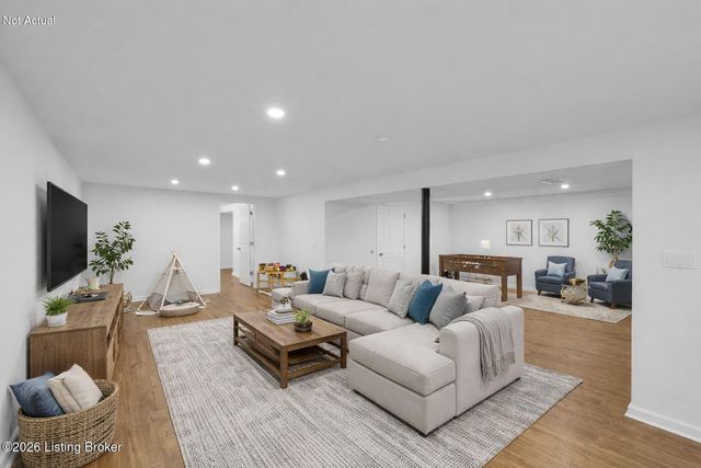 3213 Cabinwood Dr, Louisville, KY 40220