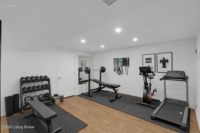 3213 Cabinwood Dr, Louisville, KY 40220