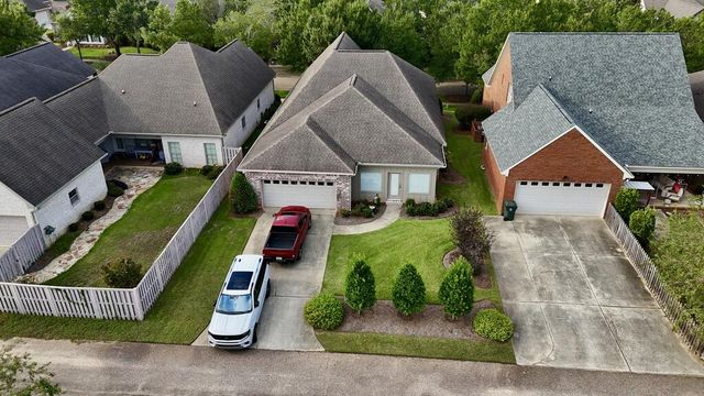 207 Kelso Ln, Dothan, AL 36305