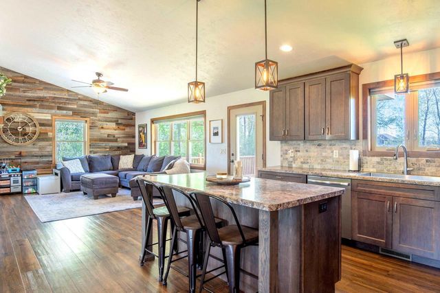 3102 HEISE ROAD, Omro, WI 54963