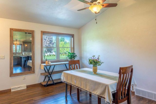 3102 HEISE ROAD, Omro, WI 54963