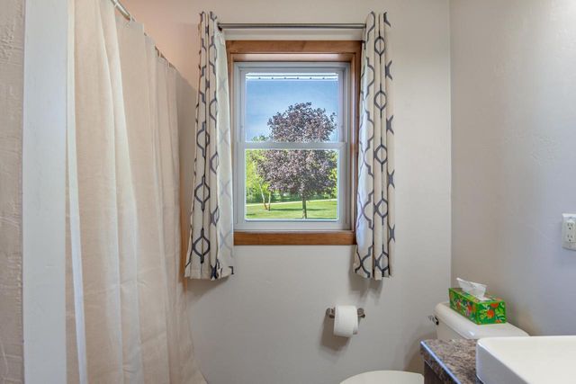 3102 HEISE ROAD, Omro, WI 54963