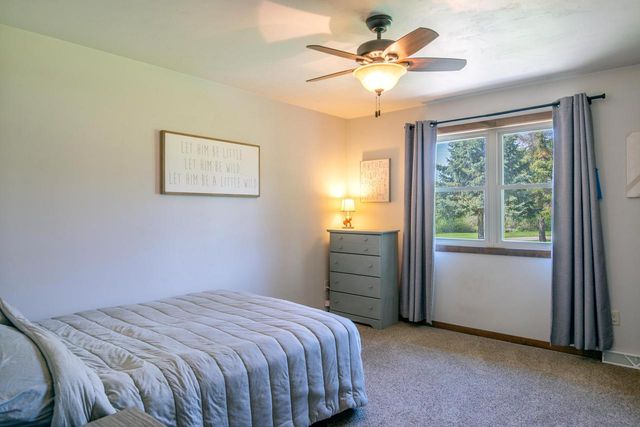3102 HEISE ROAD, Omro, WI 54963