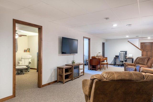 3102 HEISE ROAD, Omro, WI 54963