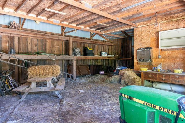 3102 HEISE ROAD, Omro, WI 54963