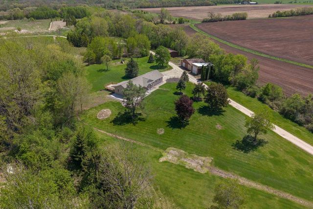3102 HEISE ROAD, Omro, WI 54963