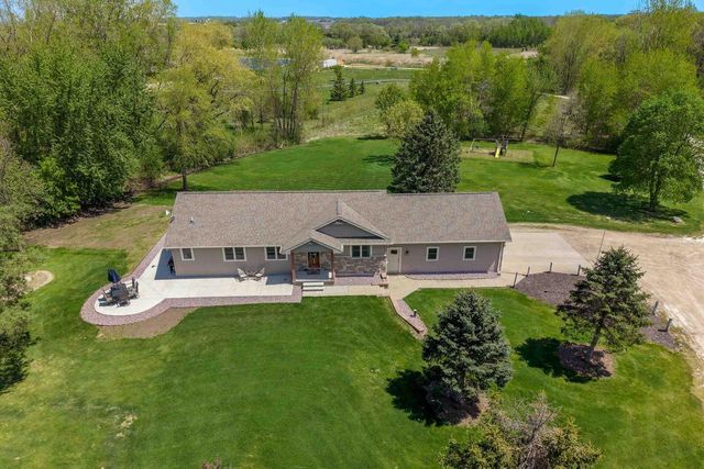3102 HEISE ROAD, Omro, WI 54963
