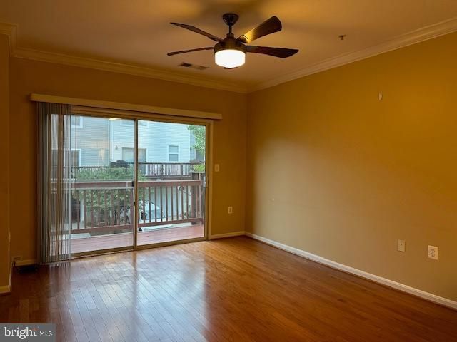 21759 DRAGONS GREEN SQ, Ashburn, VA 20147