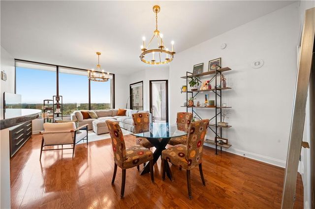 2828 Peachtree Road NW 1204, Atlanta, GA 30305