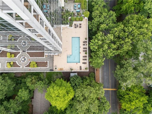 2828 Peachtree Road NW 1204, Atlanta, GA 30305