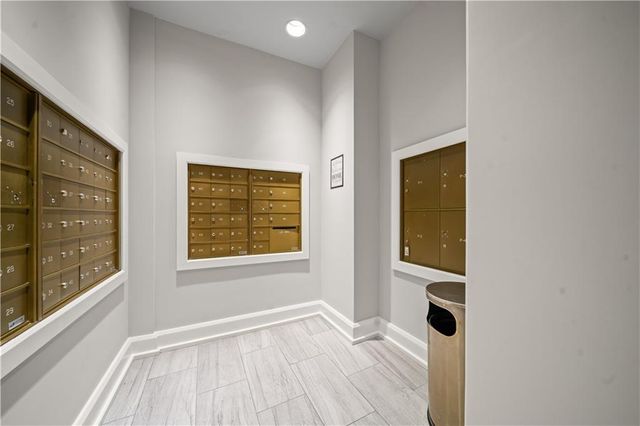 2828 Peachtree Road NW 1204, Atlanta, GA 30305