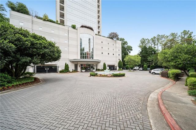 2828 Peachtree Road NW 1204, Atlanta, GA 30305
