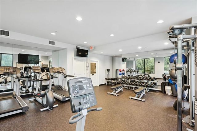 2828 Peachtree Road NW 1204, Atlanta, GA 30305