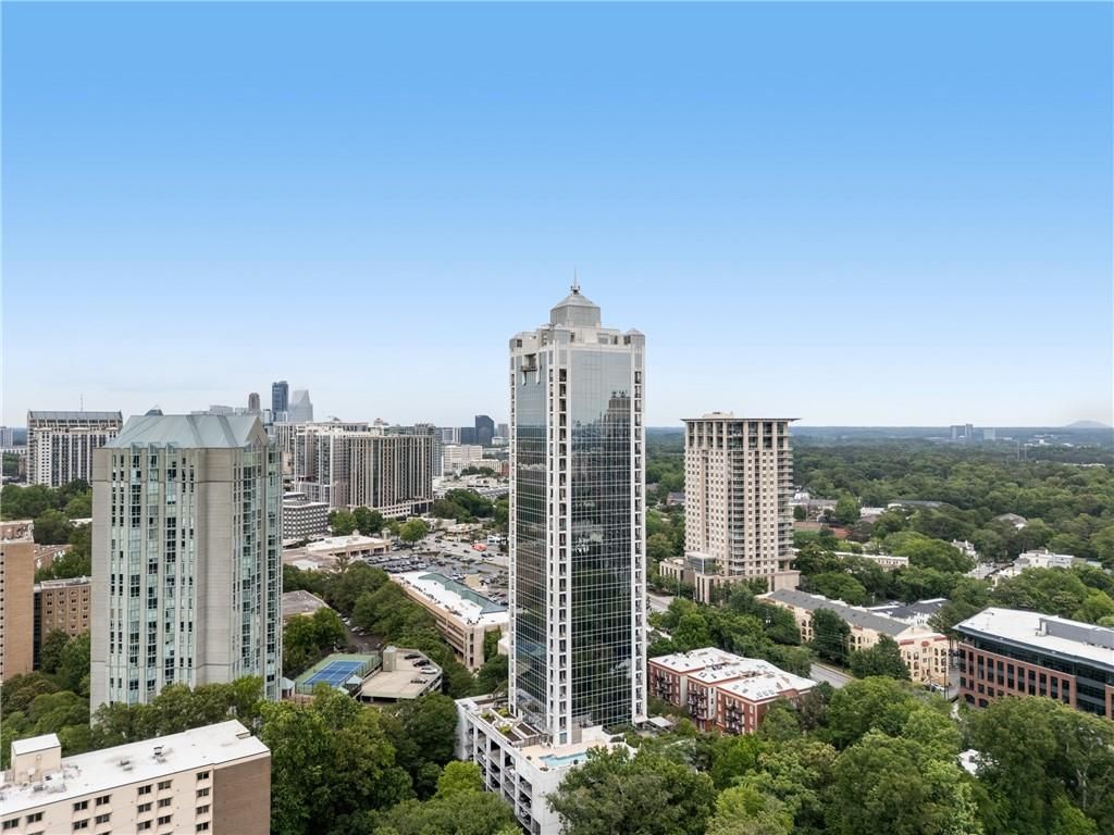 2828 Peachtree Road NW 1204, Atlanta, GA 30305