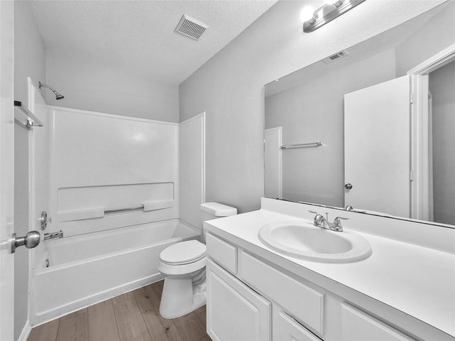 10827 Bradford Way Drive, Houston, TX 77075