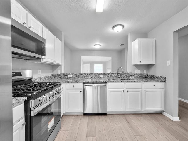 10827 Bradford Way Drive, Houston, TX 77075