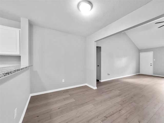 10827 Bradford Way Drive, Houston, TX 77075