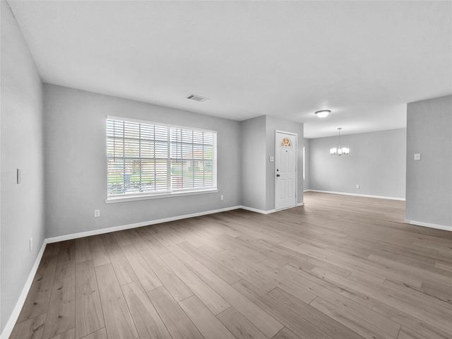 10827 Bradford Way Drive, Houston, TX 77075